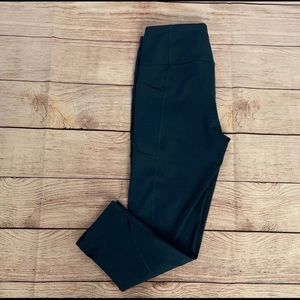 Victoria's Secret Crop leggings size M
